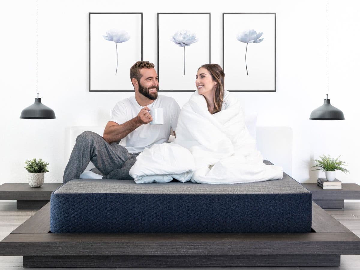 A 12-inch hybrid mattress styled in a modern bedroom